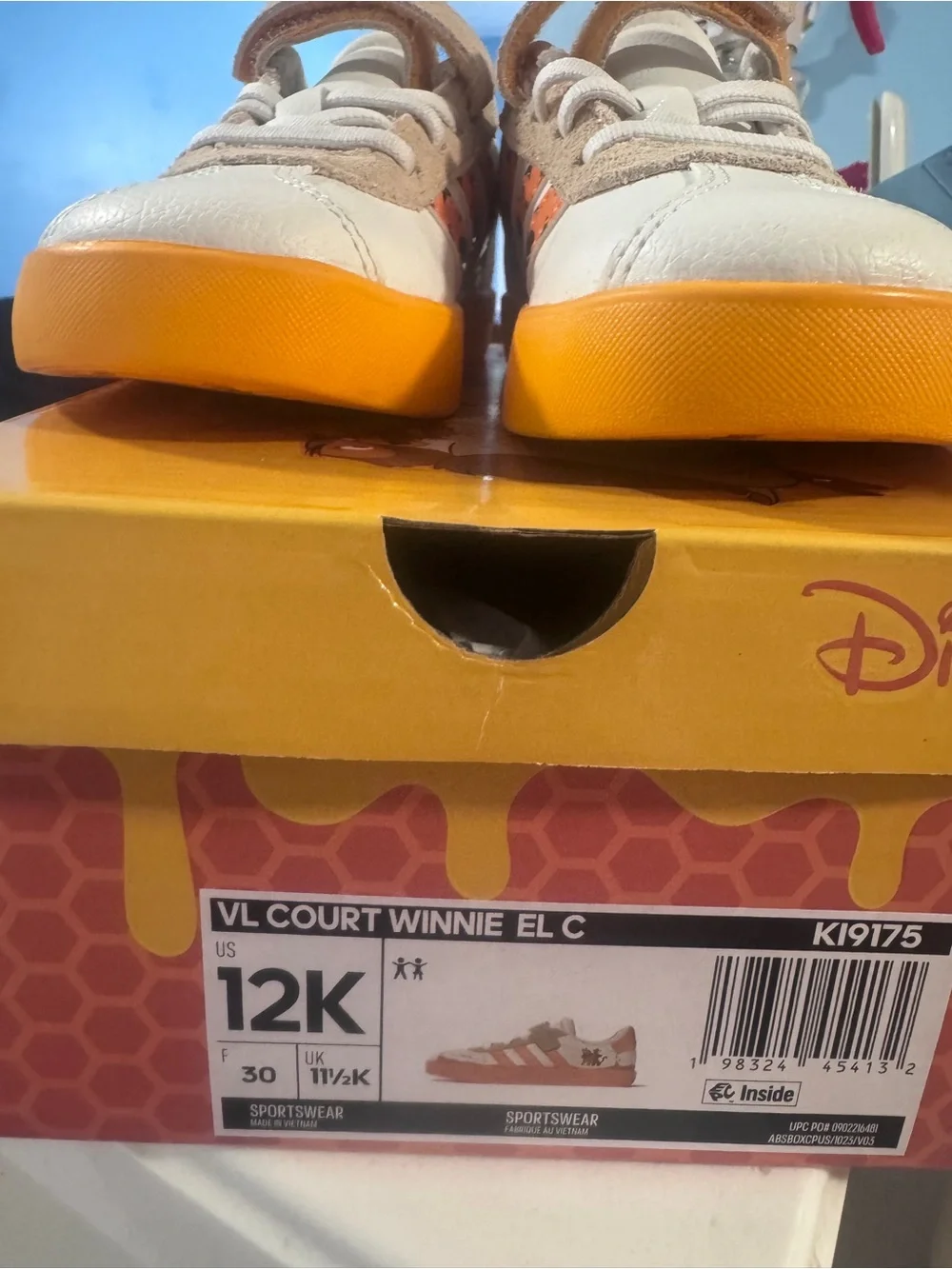 adidas Kids White and Orange Winnie the Pooh Sneakers size 12K